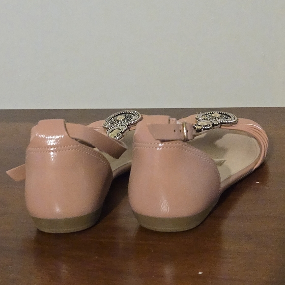 Dakota Pink Open Toe Sandals with Silver Embellishment Size 7 Like New! - Picture 4 of 8